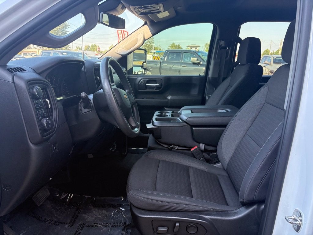 2024 Chevrolet Silverado 2500HD 4WD Crew Cab Standard Bed Custom