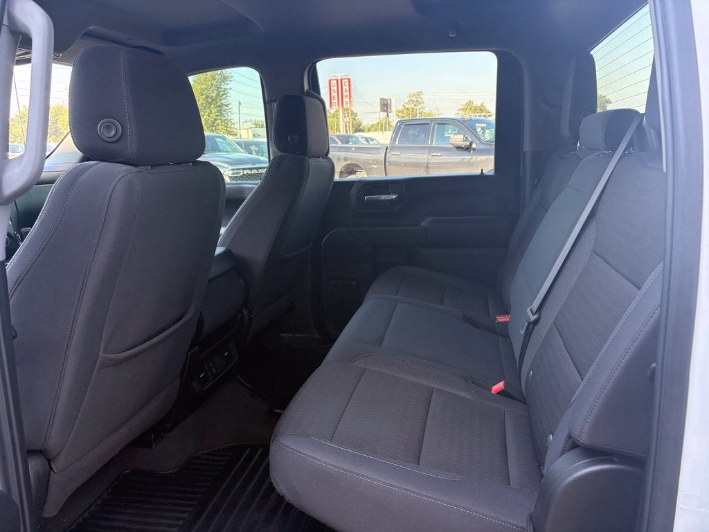 2024 Chevrolet Silverado 2500HD 4WD Crew Cab Standard Bed Custom
