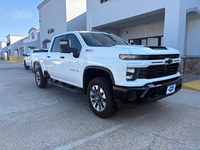 2024 Chevrolet Silverado 2500HD 4WD Crew Cab Standard Bed Custom