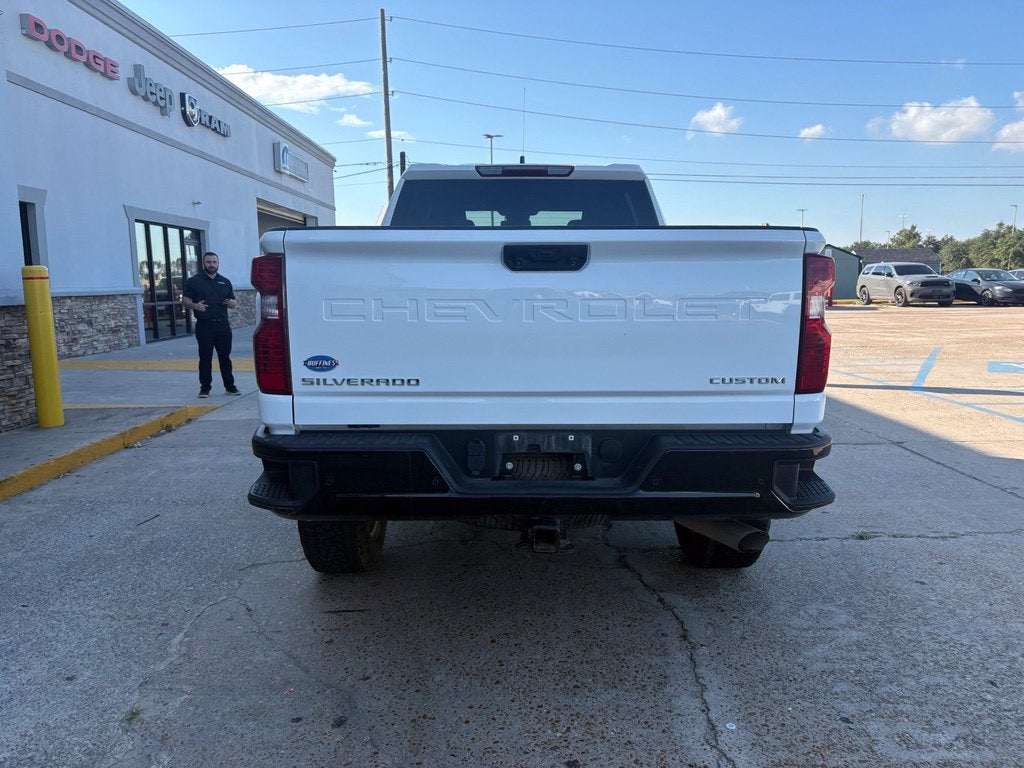 2024 Chevrolet Silverado 2500HD 4WD Crew Cab Standard Bed Custom