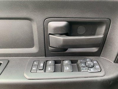 2026 RAM 2500 RAM 2500 BLACK EXPRESS CREW CAB 4X4 6'4' BOX