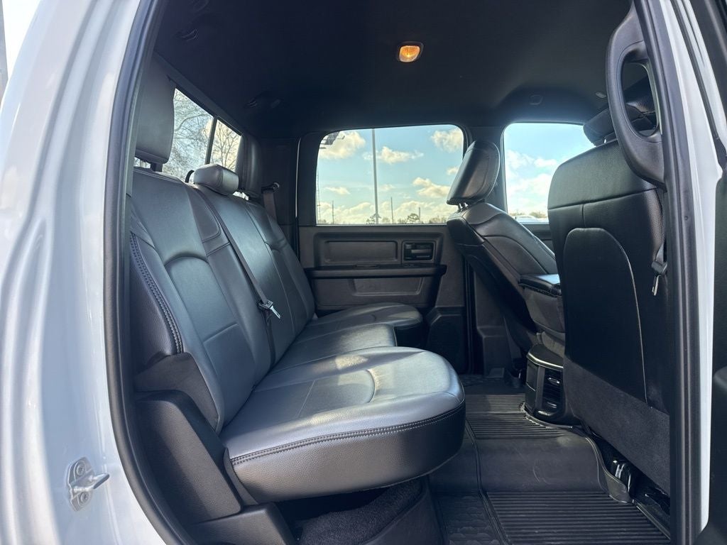 2025 RAM 3500 Tradesman Crew Cab 4x4 8' Box