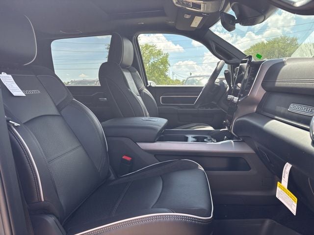 2026 RAM Ram 3500 RAM 3500 LARAMIE CREW CAB 4X4 8' BOX