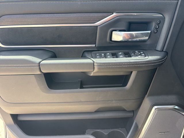 2026 RAM Ram 3500 RAM 3500 LARAMIE CREW CAB 4X4 8' BOX