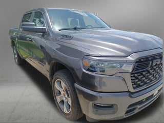 2026 RAM Ram 1500 RAM 1500 EXPRESS CREW CAB 4X2 5'7' BOX