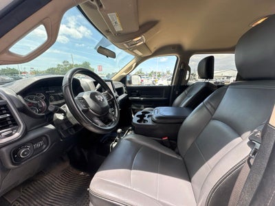 2020 RAM 2500 Tradesman Crew Cab 4x4 6'4' Box