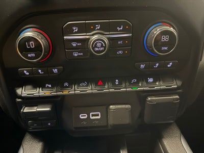 2020 Chevrolet Silverado 1500 4WD Crew Cab Short Bed LTZ