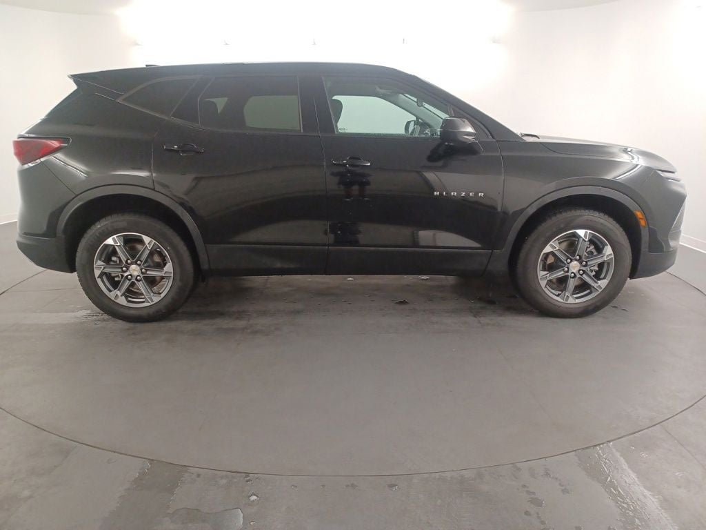 2025 Chevrolet Blazer FWD 2LT