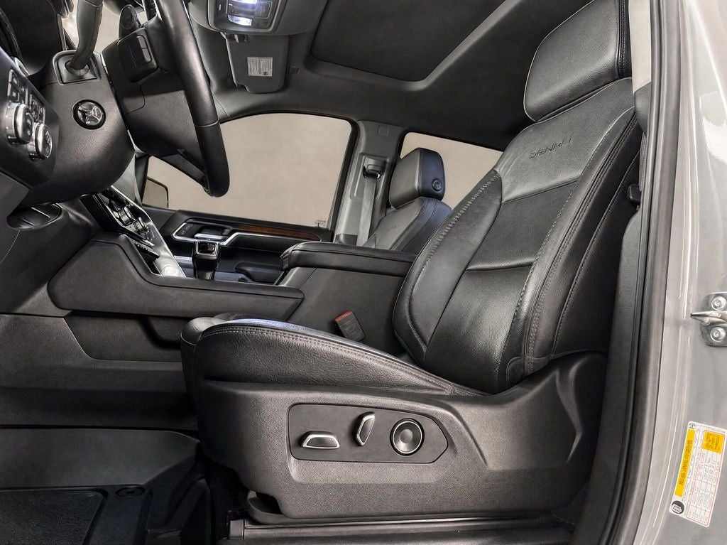 2025 GMC Sierra 1500 4WD Crew Cab Short Box Denali