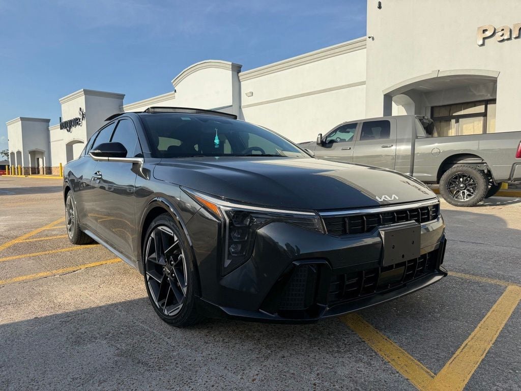 2025 Kia K4 GT-Line