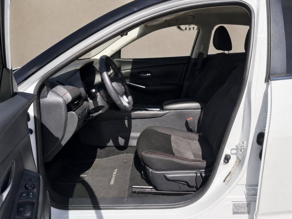 2024 Nissan Sentra SR Xtronic CVT