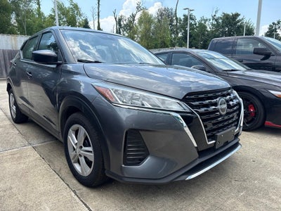 2024 Nissan Kicks S Xtronic CVT