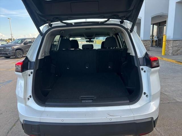 2024 Nissan Rogue SV FWD