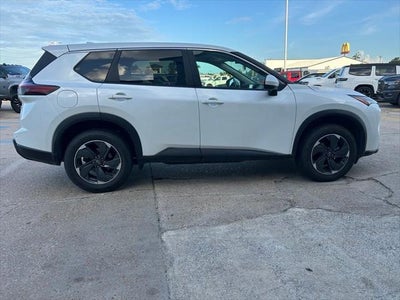 2024 Nissan Rogue SV FWD