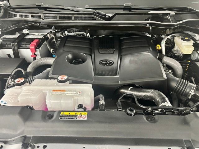 2026 Toyota Tundra SR CrewMax 5.5' Bed