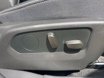 2023 Buick Envision Essence FWD