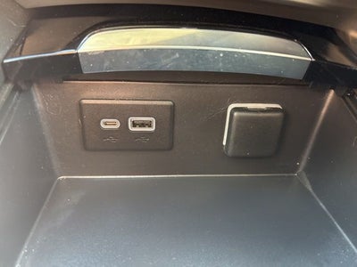 2023 Buick Envision Essence FWD