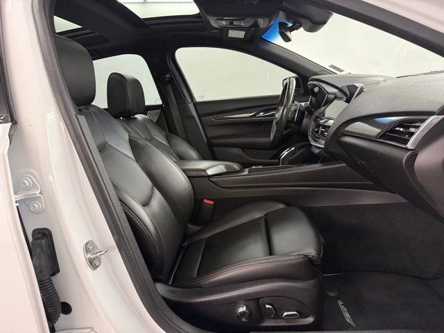 2022 Cadillac CT5 V-Series