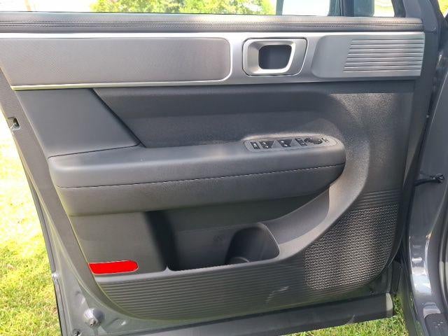 2027 Hyundai Santa Fe SE FWD
