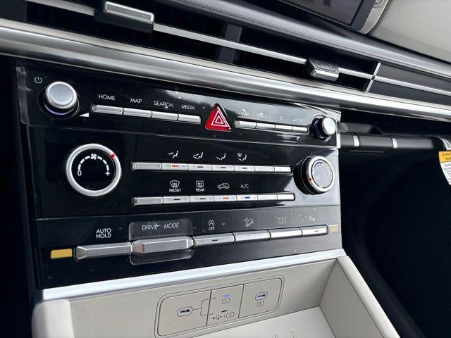 2027 Hyundai Santa Fe SE FWD