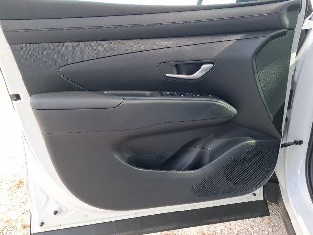 2026 Hyundai Santa Cruz SE FWD