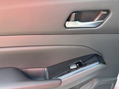 2025 Nissan Altima 2.5 SR