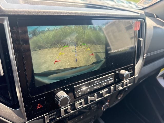 2025 Nissan Frontier SV