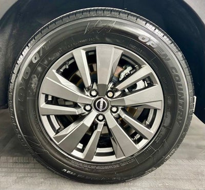 2022 Nissan Pathfinder SV