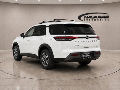 2026 Nissan Pathfinder SL