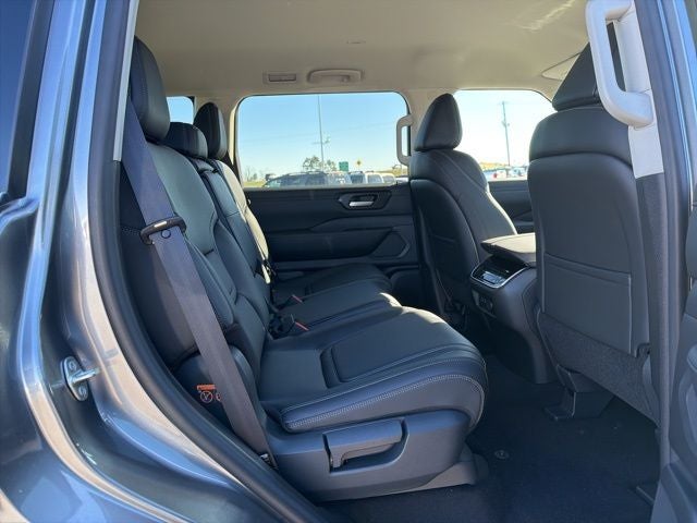 2026 Nissan Armada SV