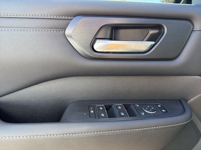 2026 Nissan Armada SV