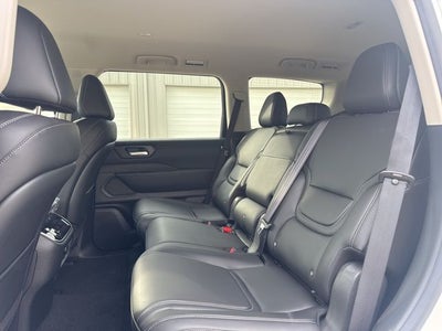 2026 Nissan Armada SV