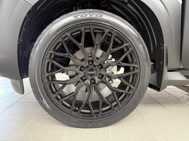 2025 Nissan Armada Platinum