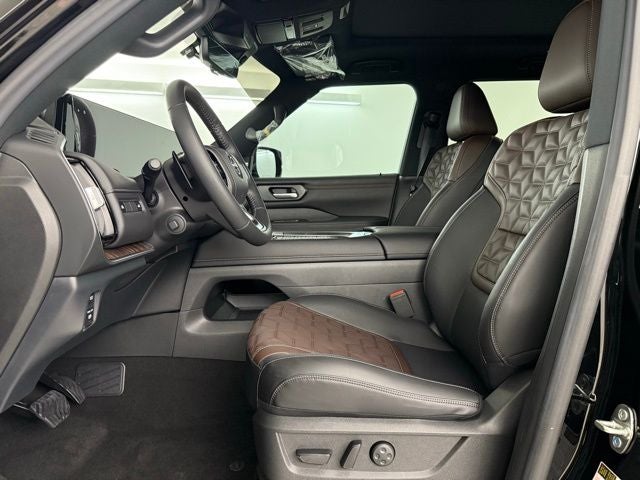 2025 Nissan Armada Platinum