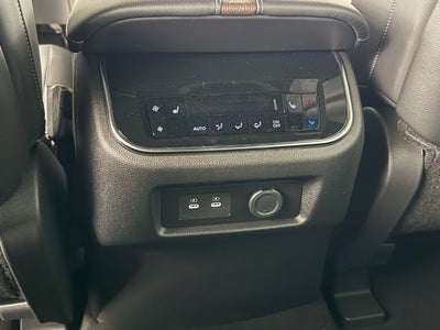 2025 Nissan Armada Platinum