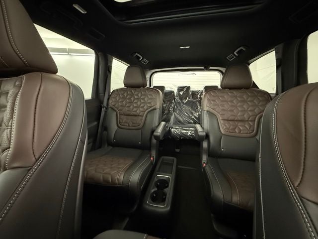 2025 Nissan Armada Platinum