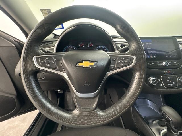2022 Chevrolet Malibu LS