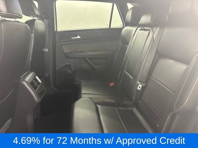 2022 Volkswagen Atlas Cross Sport 2.0T SE w/Technology