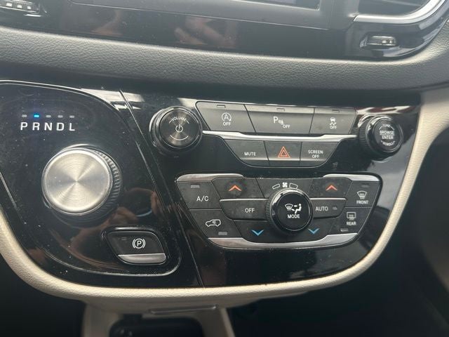 2018 Chrysler Pacifica Touring Plus