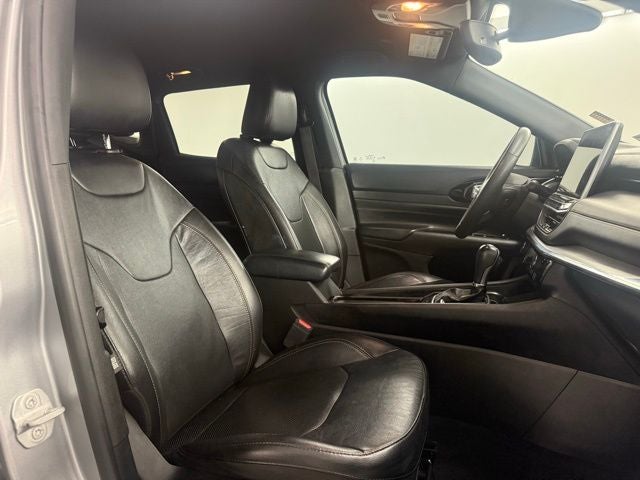 2023 Jeep Compass (RED) Edition