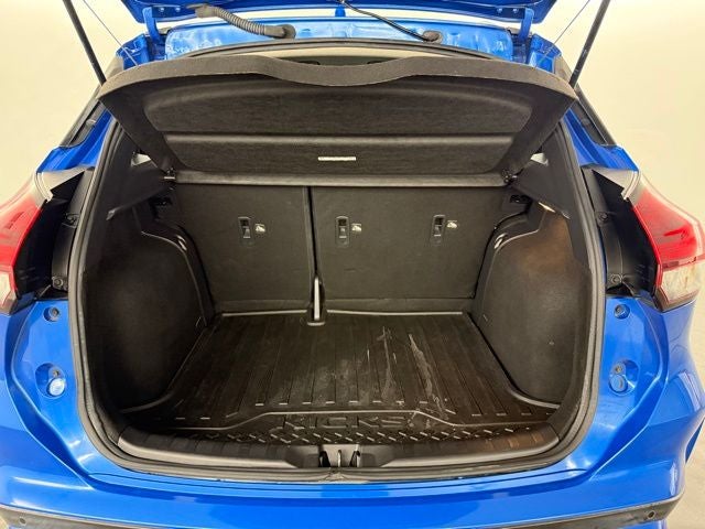 2022 Nissan Kicks SV