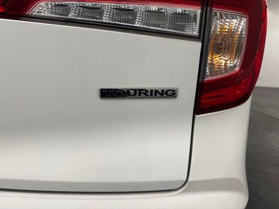 2022 Honda Pilot Touring 7-Passenger