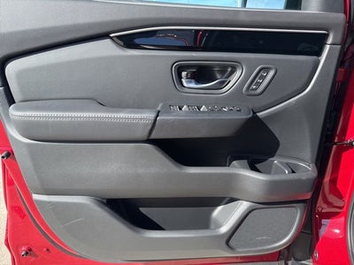 2025 Honda Pilot AWD Touring w/HPD Wheels