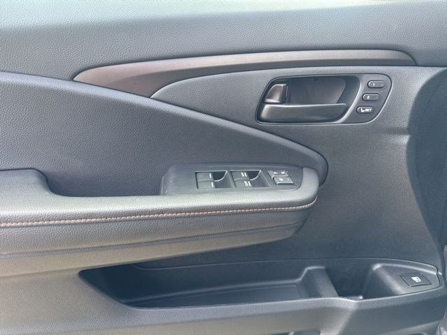 2025 Honda Ridgeline TrailSport w/HPD Wheels