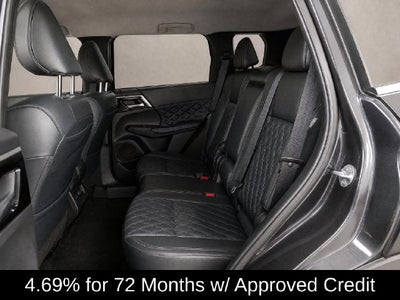 2023 Mitsubishi Outlander SEL