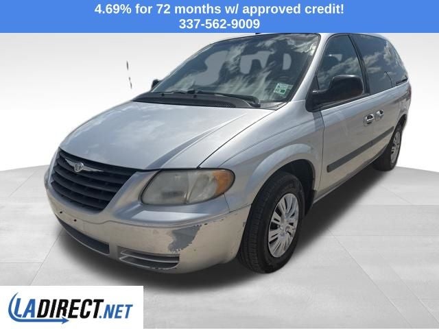 2005 Chrysler Town & Country Base