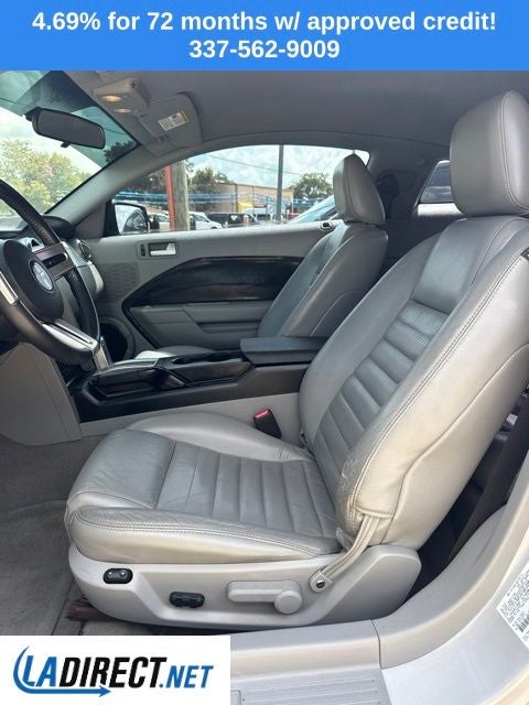 2005 Ford Mustang GT Deluxe