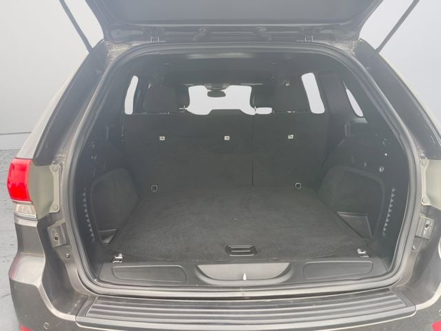 2019 Jeep Grand Cherokee Laredo E
