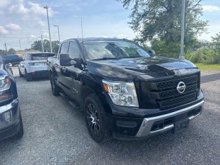 2021 Nissan Titan SV