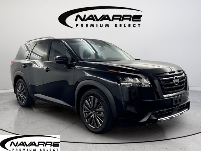 2022 Nissan Pathfinder SL 2WD's photo